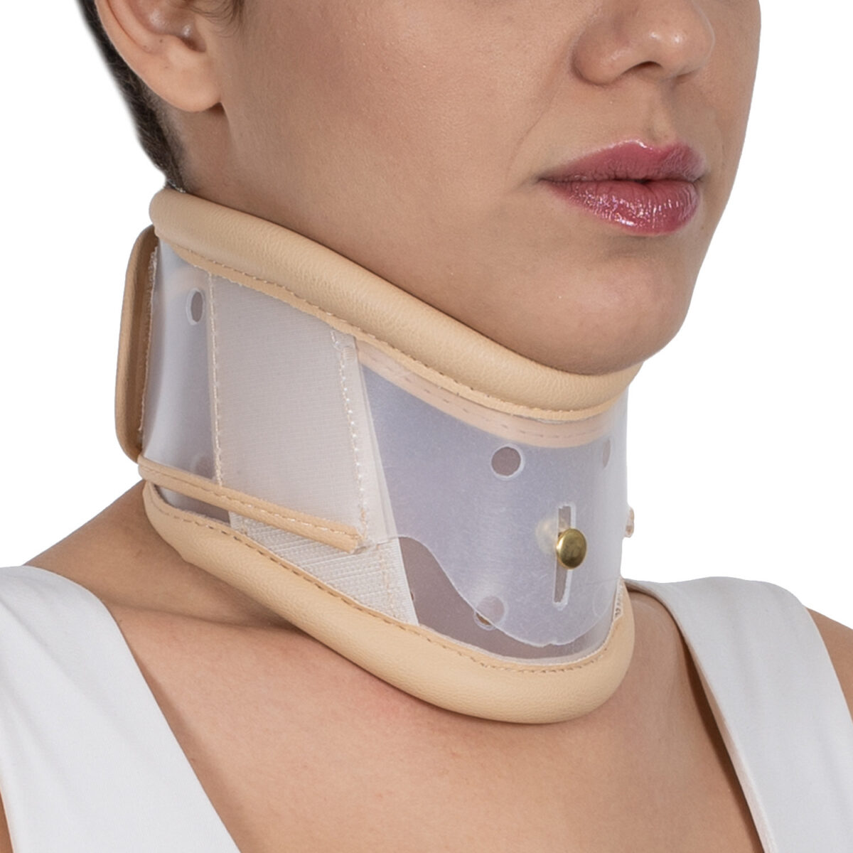 Collier cervical PVC réglable pour soutien du cou au Cameroun