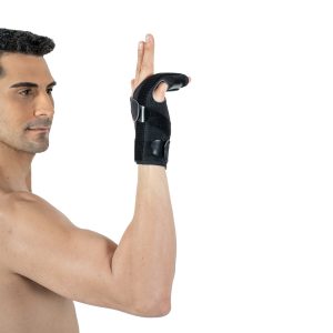Boxer’s Fracture Splint - wrist, hand and finger support supplied by SINEM Afrique Medical Cameroon