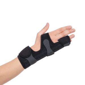 Boxer’s Fracture Splint - wrist, hand and finger support supplied by SINEM Afrique Medical Cameroon