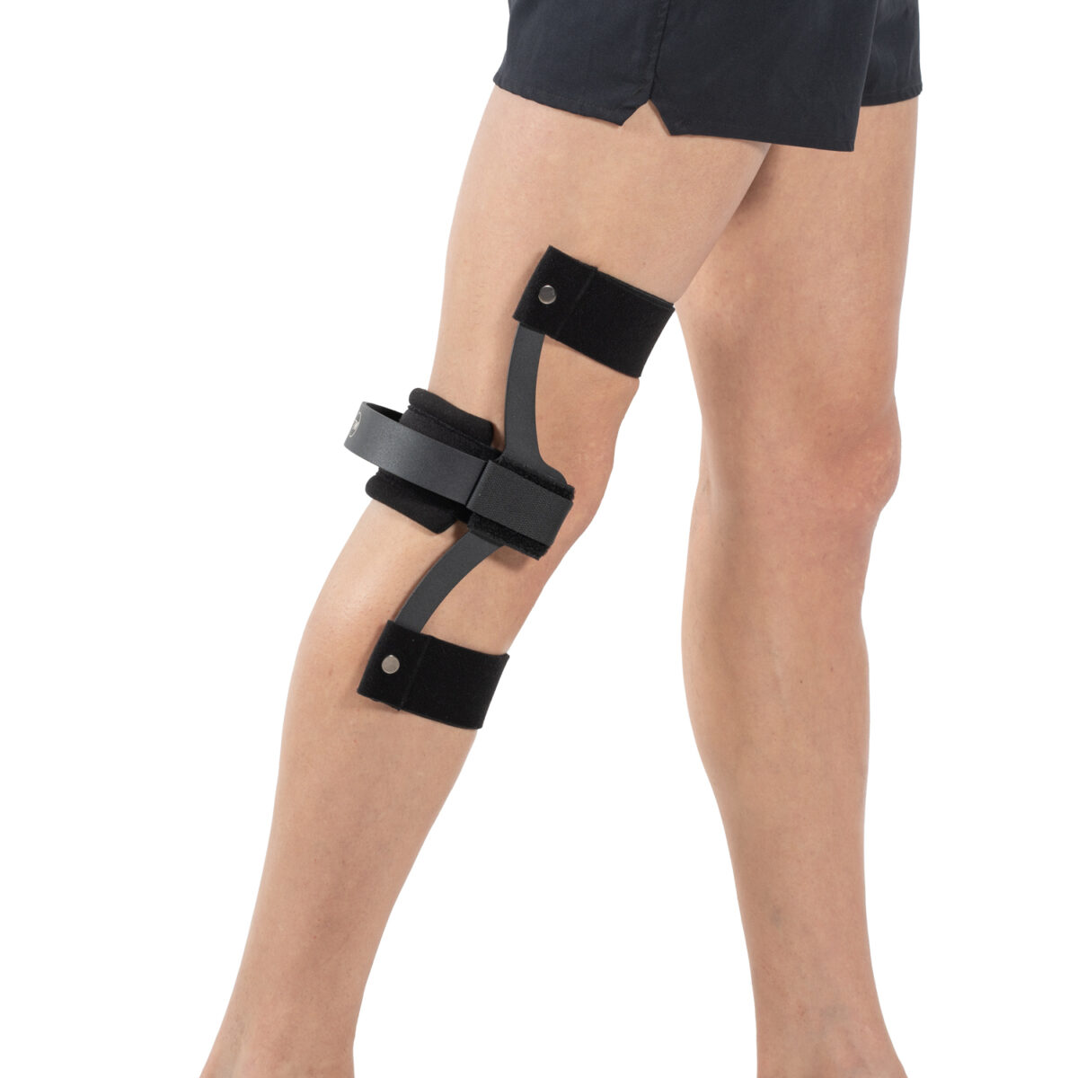 Knee Cage - knee brace supplied by SINEM Afrique Medical Cameroon