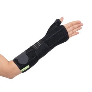 Wrist Splint With Thumb Support Long - thumb support supplied by SINEM Afrique Medical Cameroon